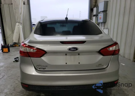 2014 Ford Focus Se from USA, damaged, VIN 1FADP3F21EL175733
